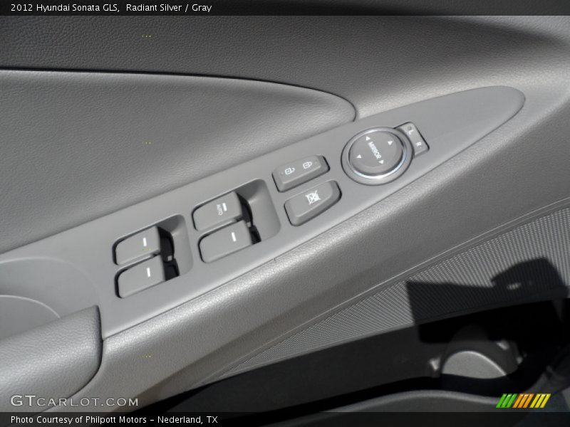 Radiant Silver / Gray 2012 Hyundai Sonata GLS