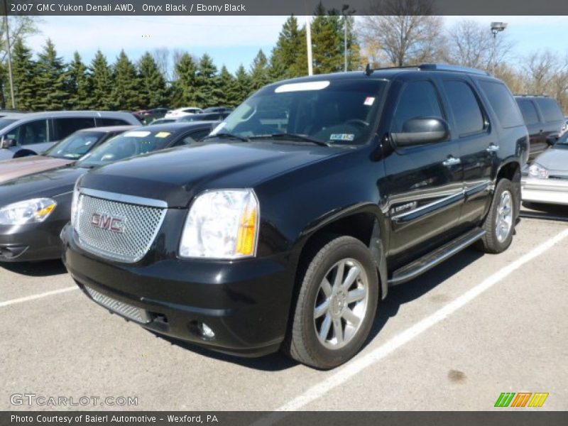Onyx Black / Ebony Black 2007 GMC Yukon Denali AWD