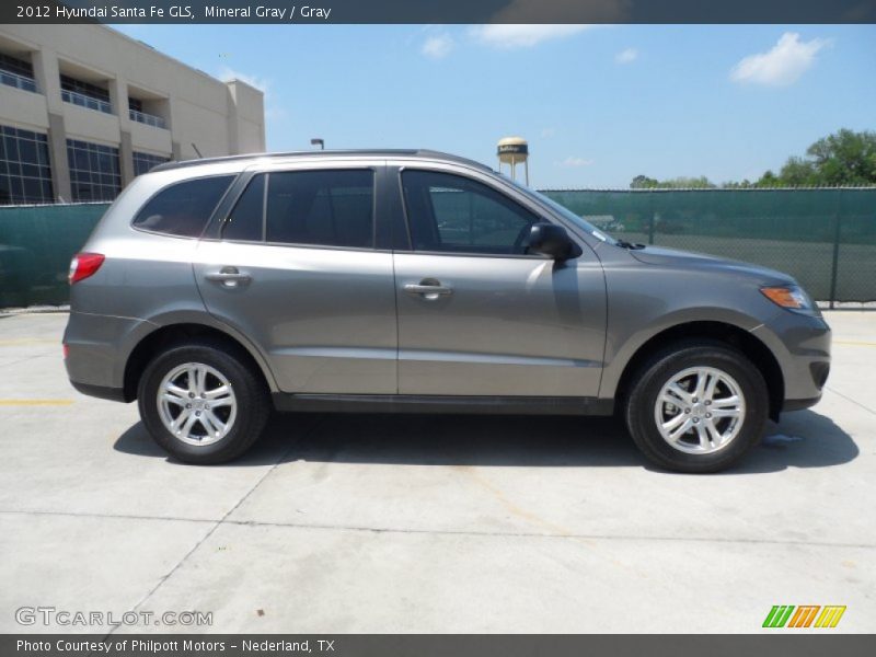 Mineral Gray / Gray 2012 Hyundai Santa Fe GLS