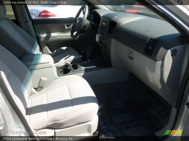 Bright Silver / Gray 2009 Kia Sorento LX 4x4