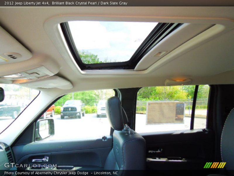 Brilliant Black Crystal Pearl / Dark Slate Gray 2012 Jeep Liberty Jet 4x4