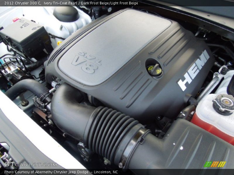  2012 300 C Engine - 5.7 Liter HEMI OHV 16-Valve VVT MDS V8