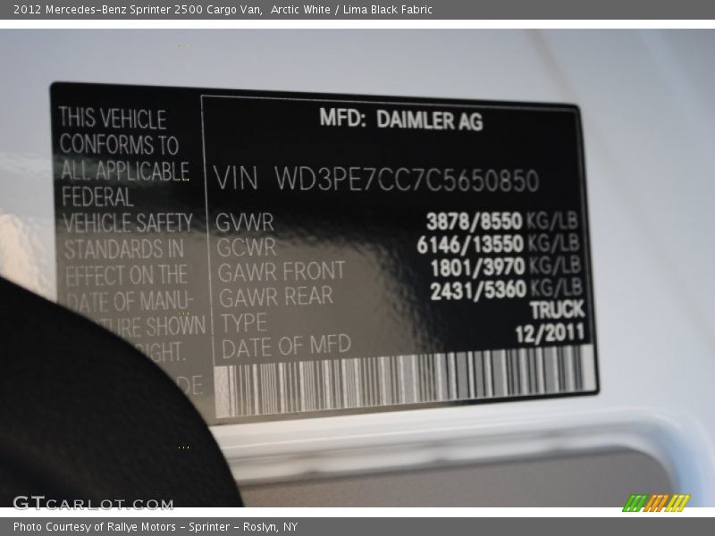 Arctic White / Lima Black Fabric 2012 Mercedes-Benz Sprinter 2500 Cargo Van