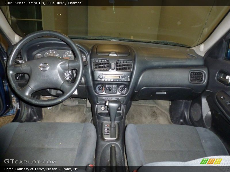 Blue Dusk / Charcoal 2005 Nissan Sentra 1.8
