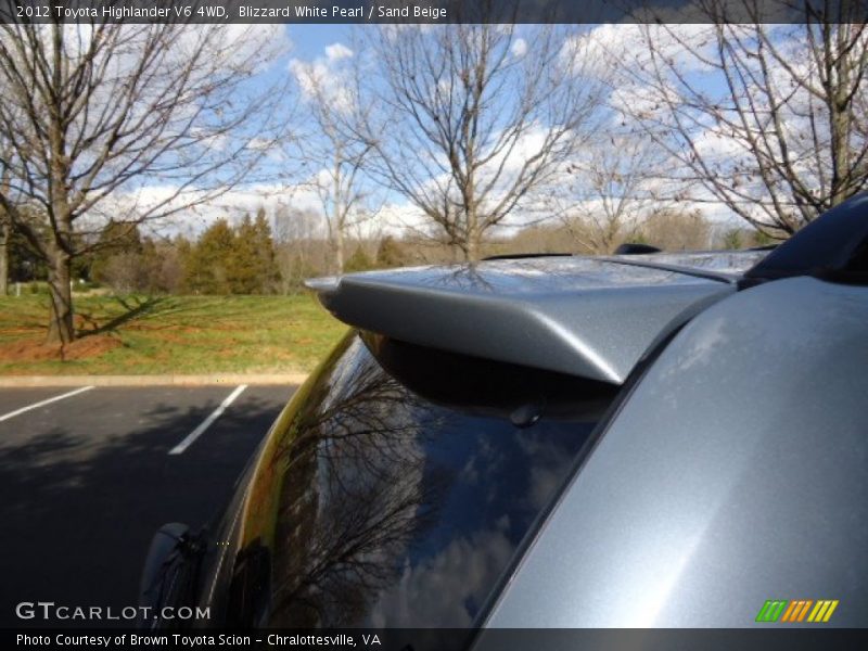 Blizzard White Pearl / Sand Beige 2012 Toyota Highlander V6 4WD