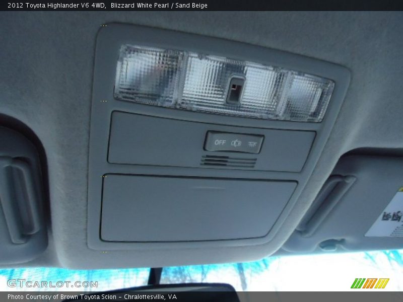 Blizzard White Pearl / Sand Beige 2012 Toyota Highlander V6 4WD