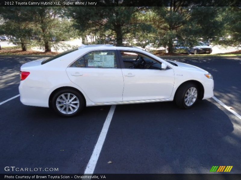 Super White / Ivory 2012 Toyota Camry Hybrid XLE