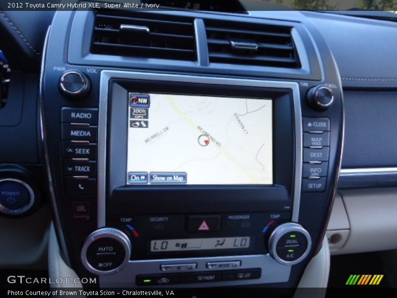 Super White / Ivory 2012 Toyota Camry Hybrid XLE