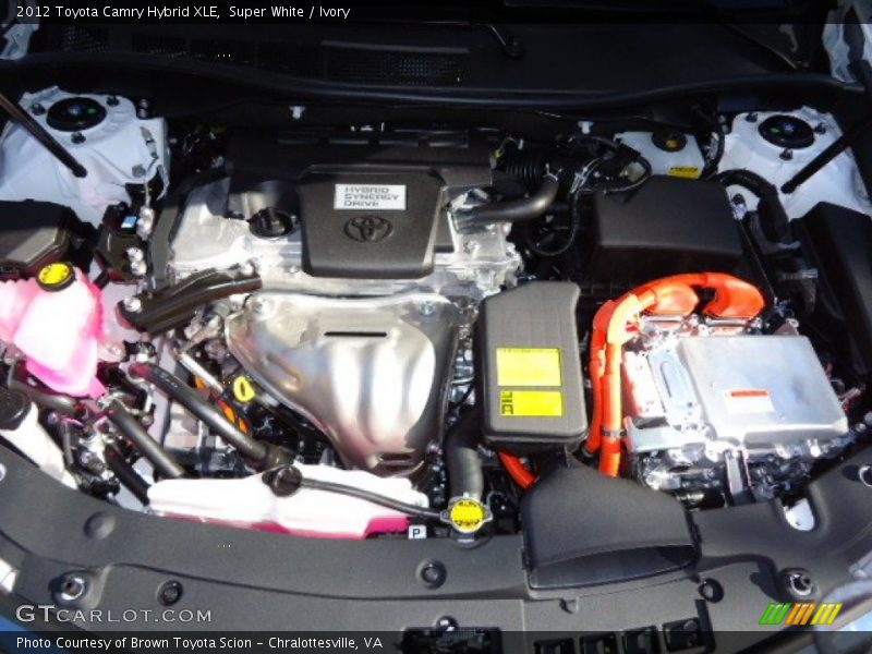 Super White / Ivory 2012 Toyota Camry Hybrid XLE