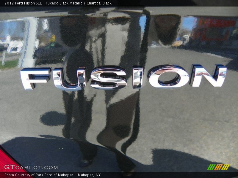 Tuxedo Black Metallic / Charcoal Black 2012 Ford Fusion SEL