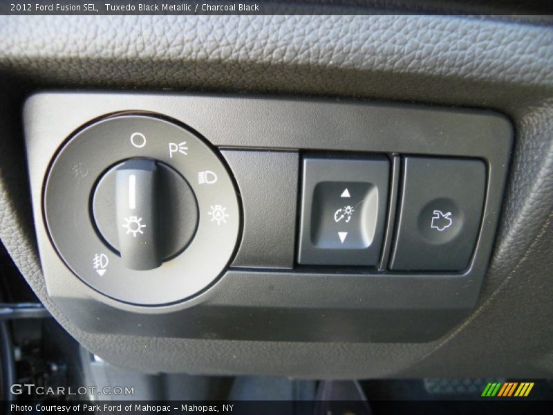 Tuxedo Black Metallic / Charcoal Black 2012 Ford Fusion SEL