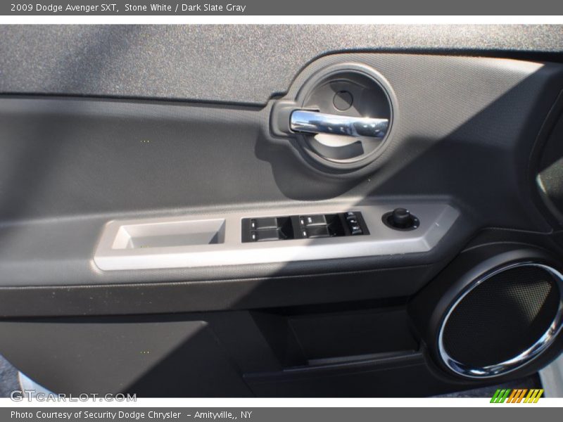 Stone White / Dark Slate Gray 2009 Dodge Avenger SXT