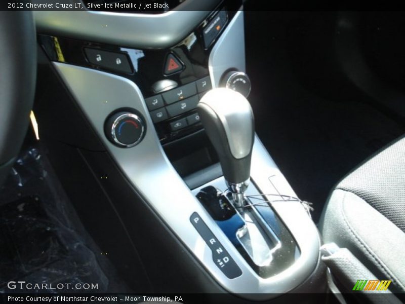 Silver Ice Metallic / Jet Black 2012 Chevrolet Cruze LT