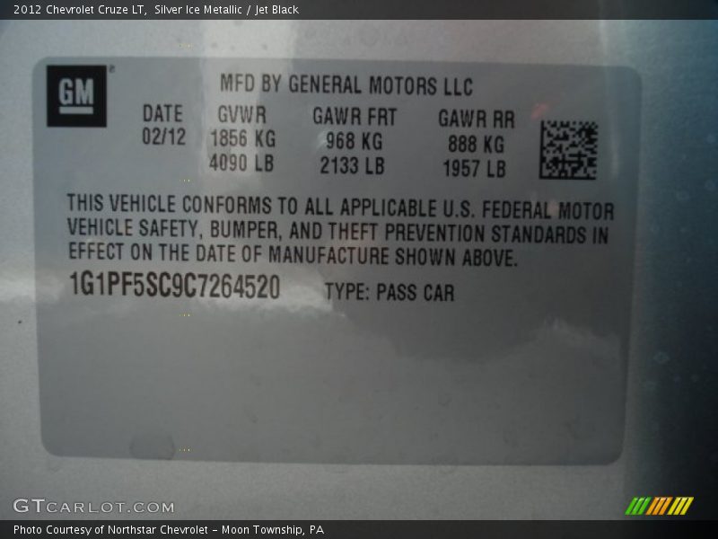 Silver Ice Metallic / Jet Black 2012 Chevrolet Cruze LT