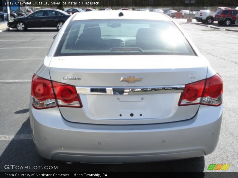 Silver Ice Metallic / Jet Black 2012 Chevrolet Cruze LT