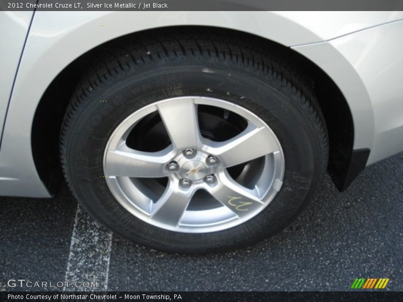 Silver Ice Metallic / Jet Black 2012 Chevrolet Cruze LT