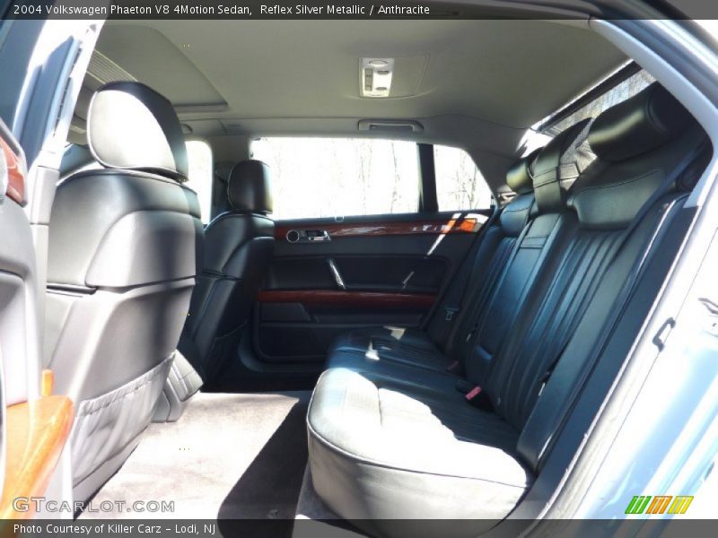 Reflex Silver Metallic / Anthracite 2004 Volkswagen Phaeton V8 4Motion Sedan