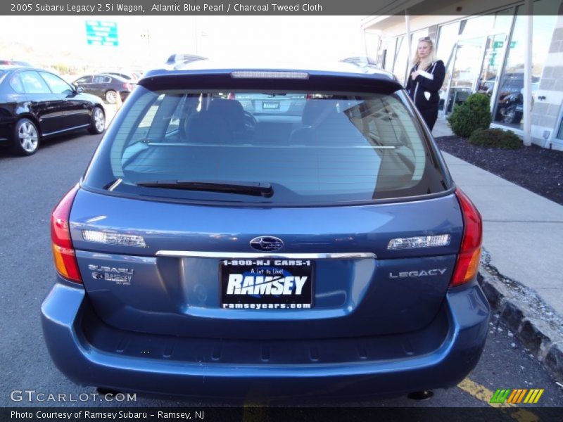 Atlantic Blue Pearl / Charcoal Tweed Cloth 2005 Subaru Legacy 2.5i Wagon