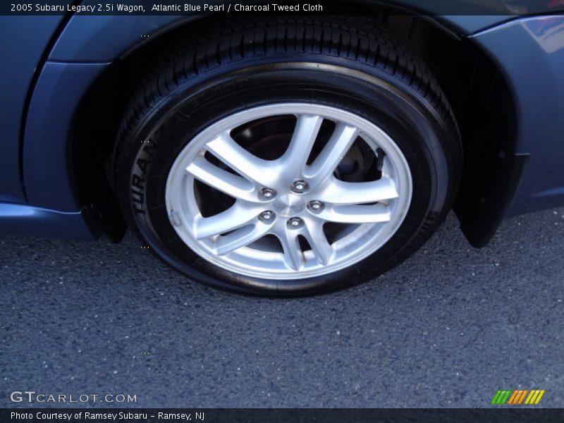 Atlantic Blue Pearl / Charcoal Tweed Cloth 2005 Subaru Legacy 2.5i Wagon
