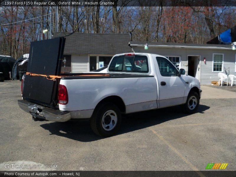 Oxford White / Medium Graphite 1997 Ford F150 Regular Cab