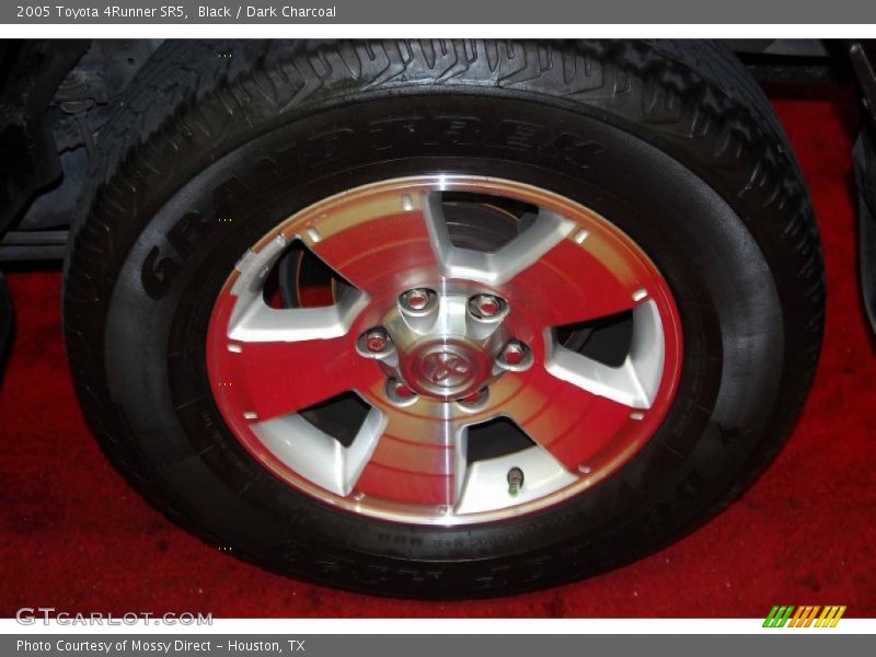 Black / Dark Charcoal 2005 Toyota 4Runner SR5