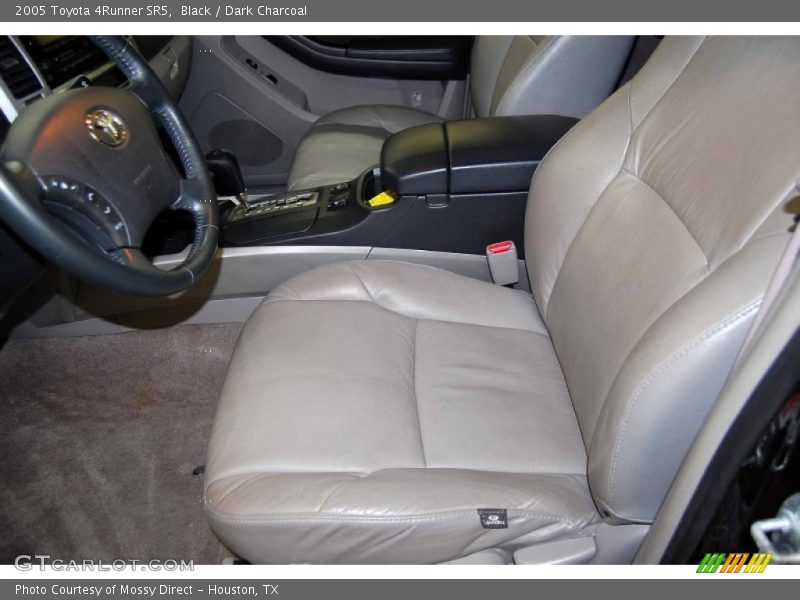 Black / Dark Charcoal 2005 Toyota 4Runner SR5
