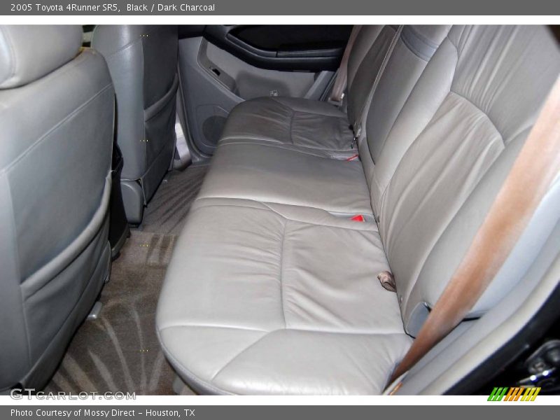 Black / Dark Charcoal 2005 Toyota 4Runner SR5