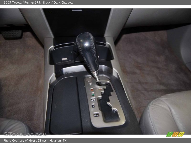 Black / Dark Charcoal 2005 Toyota 4Runner SR5