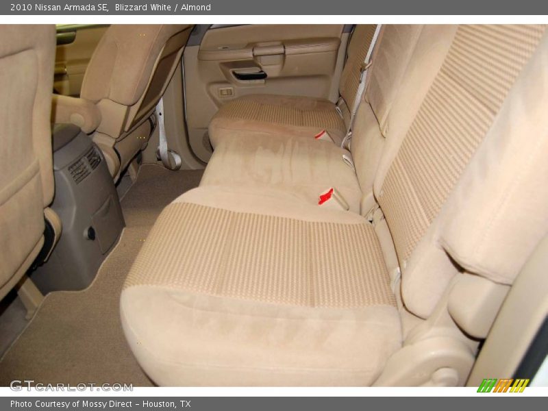 Blizzard White / Almond 2010 Nissan Armada SE