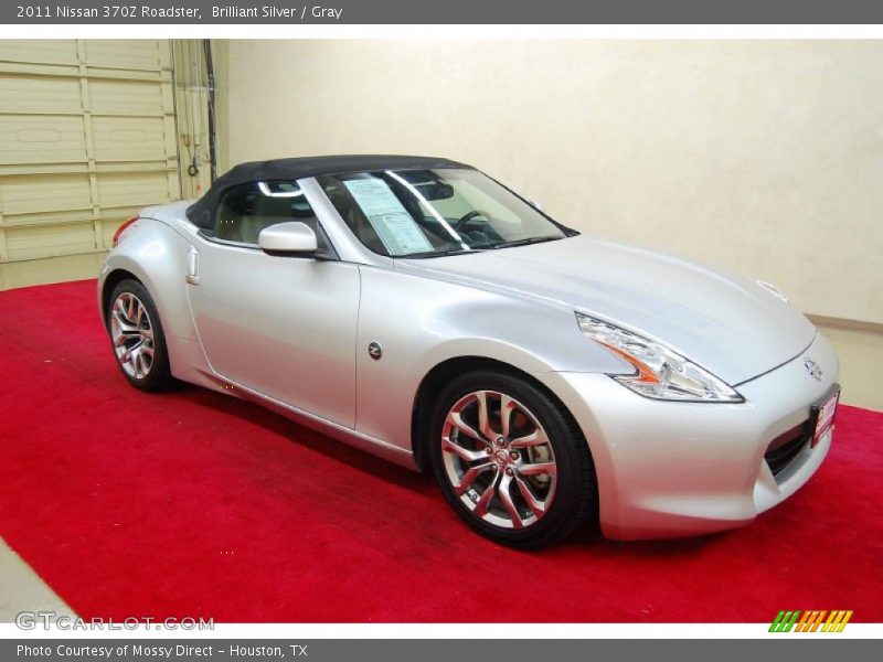 Front 3/4 View of 2011 370Z Roadster