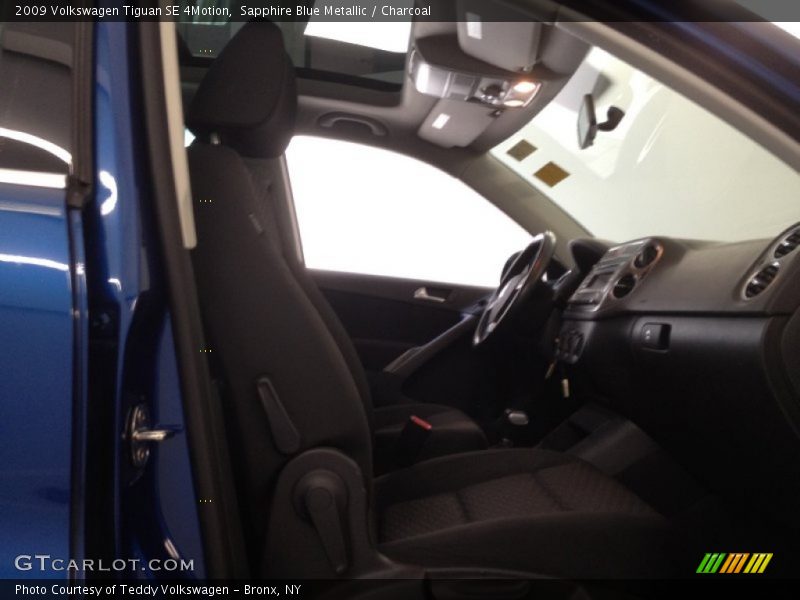 Sapphire Blue Metallic / Charcoal 2009 Volkswagen Tiguan SE 4Motion