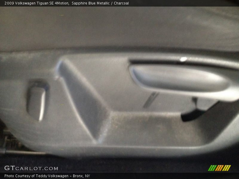 Sapphire Blue Metallic / Charcoal 2009 Volkswagen Tiguan SE 4Motion