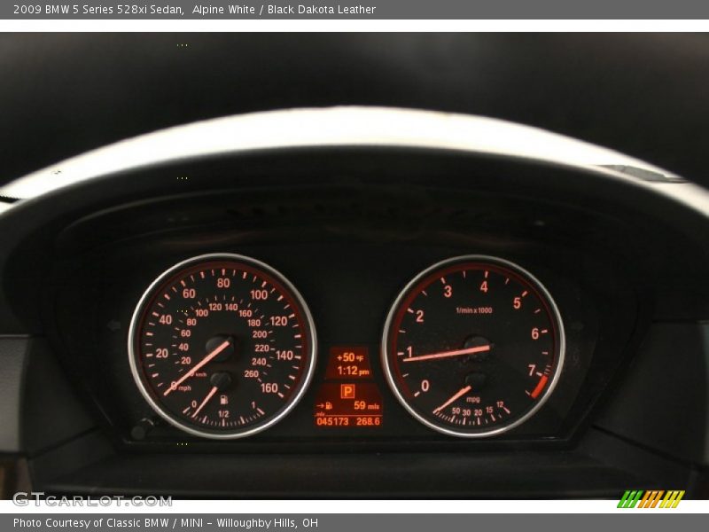 Alpine White / Black Dakota Leather 2009 BMW 5 Series 528xi Sedan