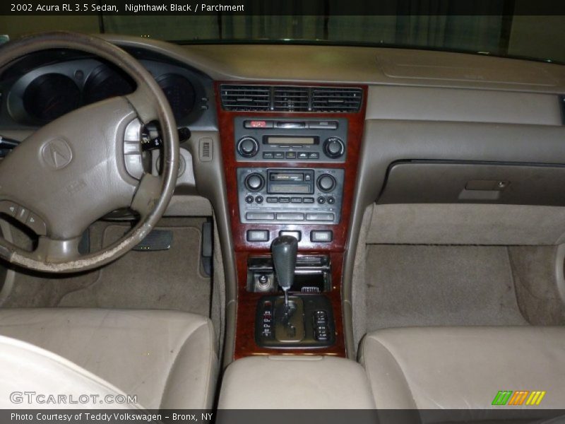 Nighthawk Black / Parchment 2002 Acura RL 3.5 Sedan