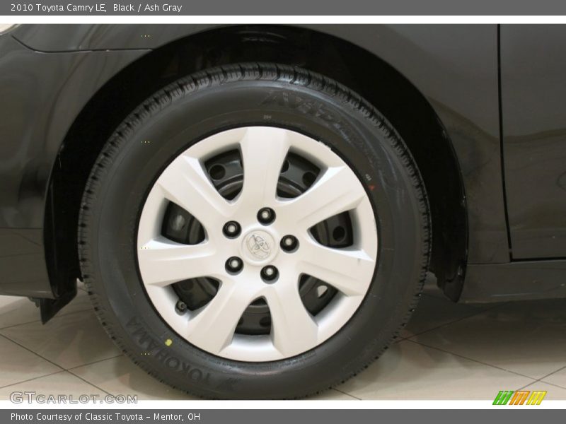 Black / Ash Gray 2010 Toyota Camry LE