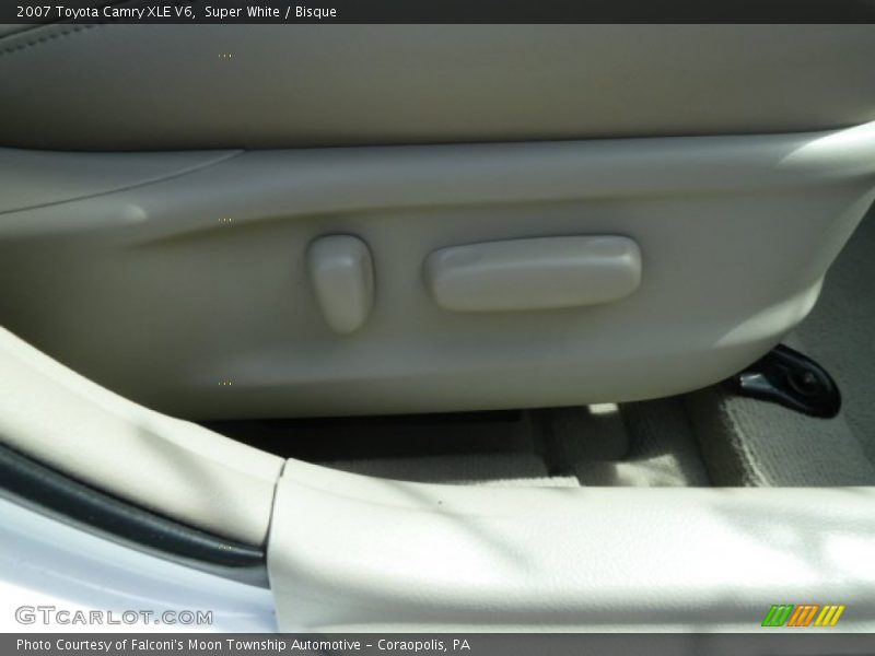 Super White / Bisque 2007 Toyota Camry XLE V6