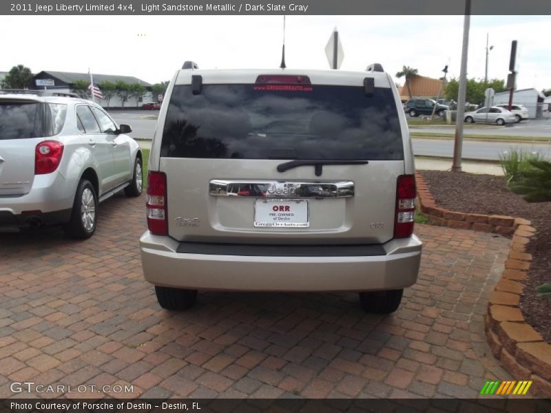 Light Sandstone Metallic / Dark Slate Gray 2011 Jeep Liberty Limited 4x4