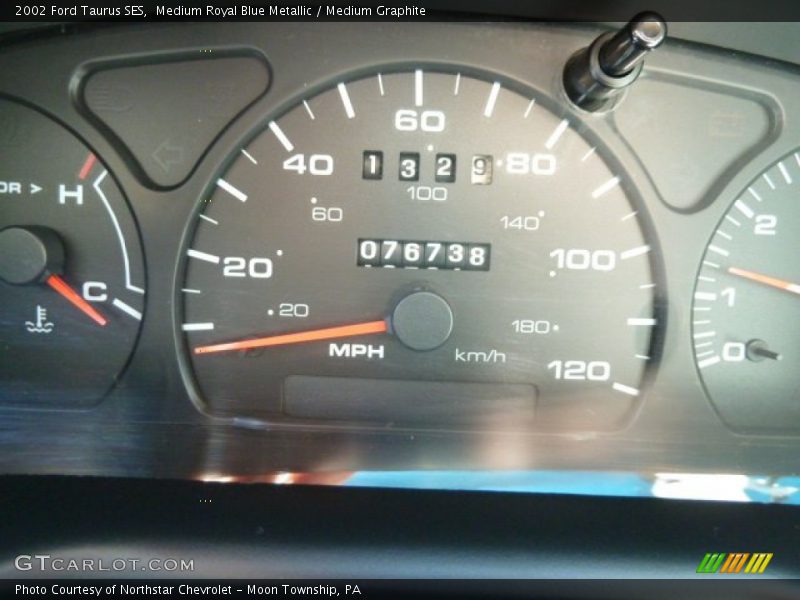 Medium Royal Blue Metallic / Medium Graphite 2002 Ford Taurus SES