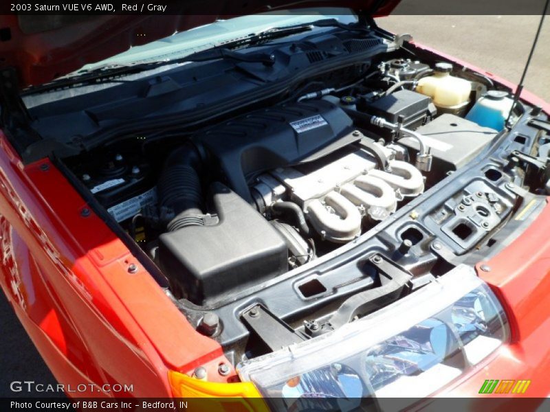 Red / Gray 2003 Saturn VUE V6 AWD