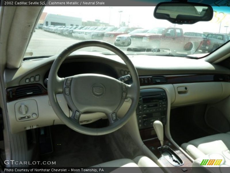 Cashmere Metallic / Neutral Shale 2002 Cadillac Seville SLS