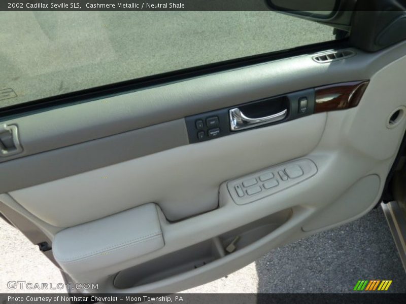 Cashmere Metallic / Neutral Shale 2002 Cadillac Seville SLS