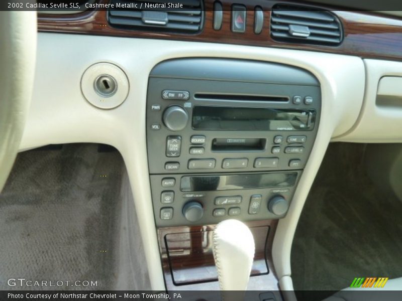 Cashmere Metallic / Neutral Shale 2002 Cadillac Seville SLS