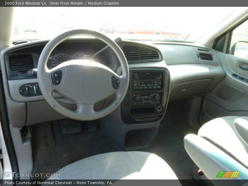 Silver Frost Metallic / Medium Graphite 2000 Ford Windstar LX