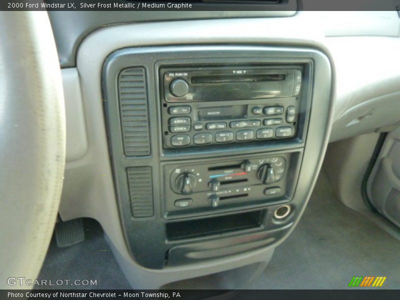 Silver Frost Metallic / Medium Graphite 2000 Ford Windstar LX