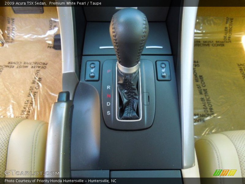 Premium White Pearl / Taupe 2009 Acura TSX Sedan