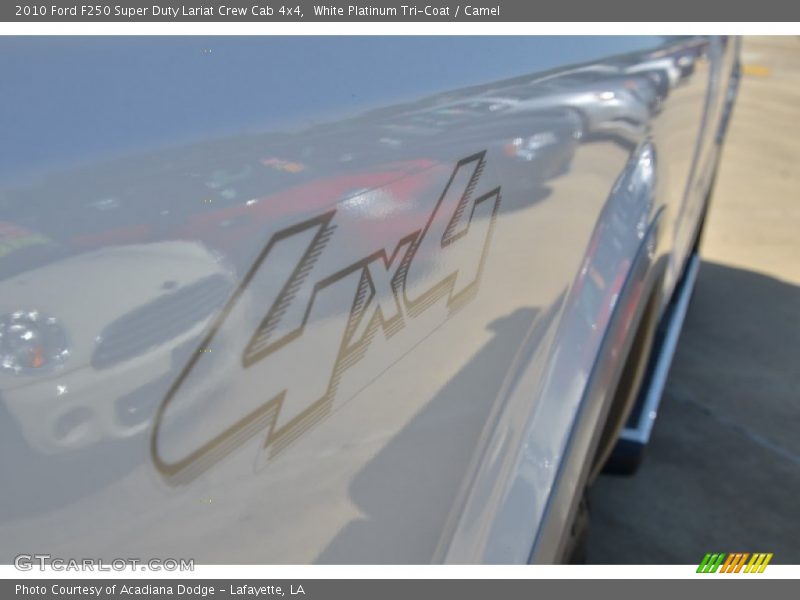 White Platinum Tri-Coat / Camel 2010 Ford F250 Super Duty Lariat Crew Cab 4x4