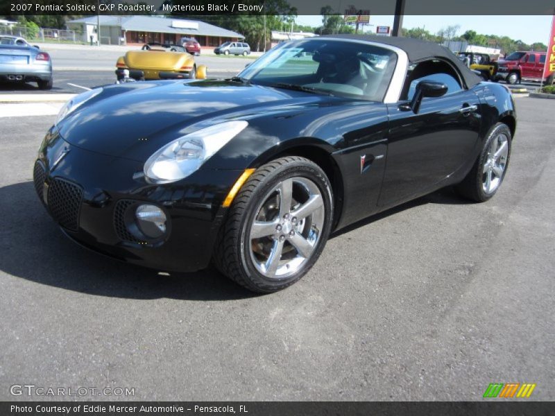 Front 3/4 View of 2007 Solstice GXP Roadster