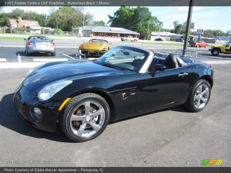Front 3/4 View of 2007 Solstice GXP Roadster