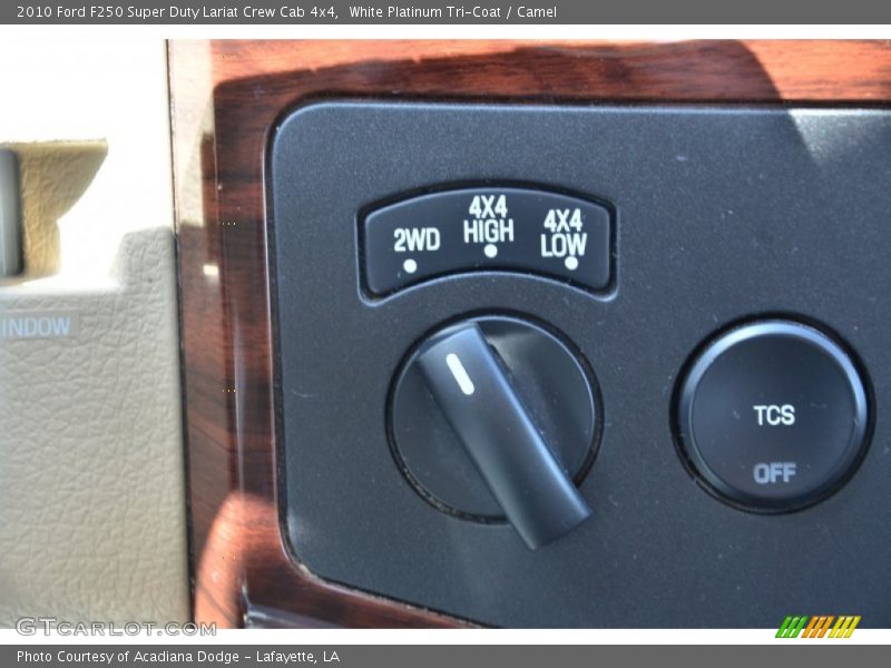 White Platinum Tri-Coat / Camel 2010 Ford F250 Super Duty Lariat Crew Cab 4x4