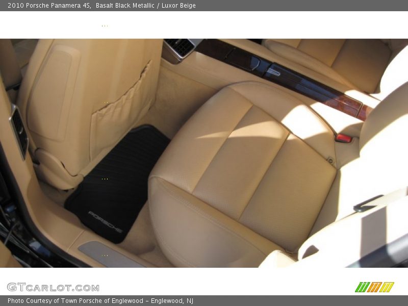 Basalt Black Metallic / Luxor Beige 2010 Porsche Panamera 4S